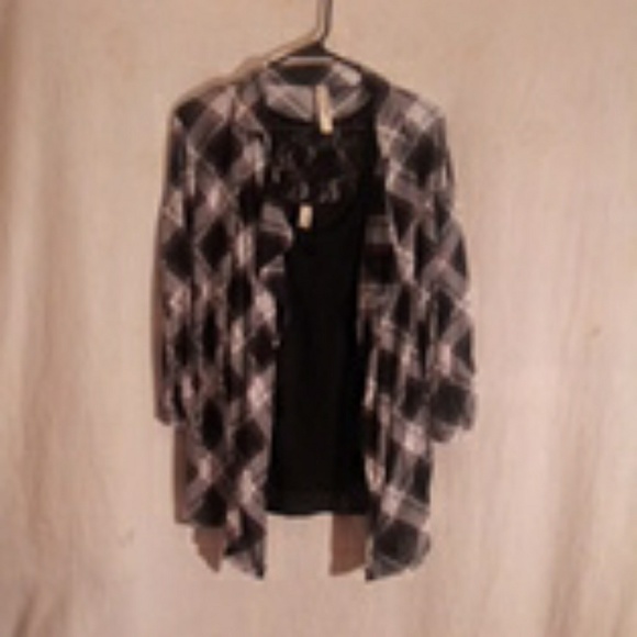 B&B BOUTIQUE plus - Picture 2 of 3